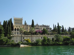 Een prachtige villa op het eiland Isola del Garda
