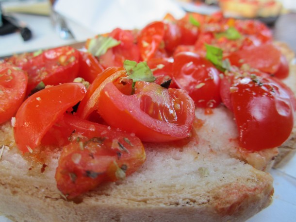 Bruschetta met tomaat